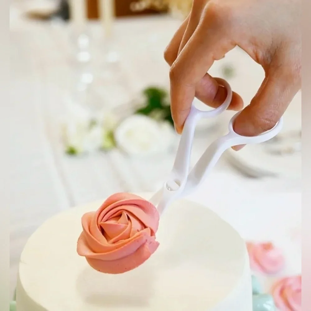 Wilton Black and White Party Decorations